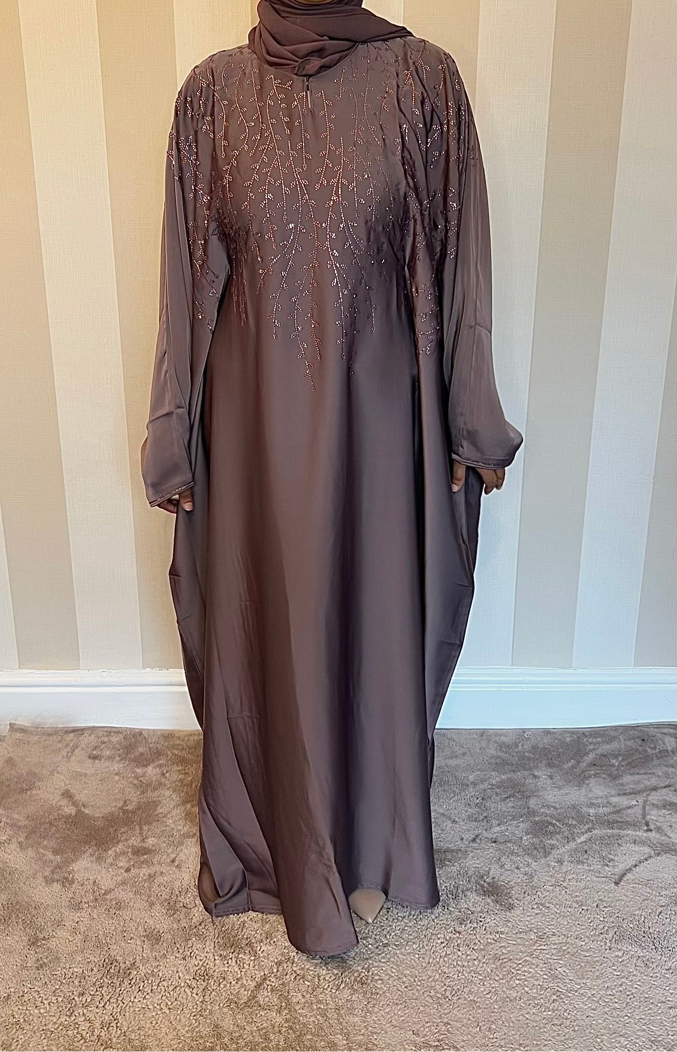 Aliya Inner Tie Belt Abaya with Hijab