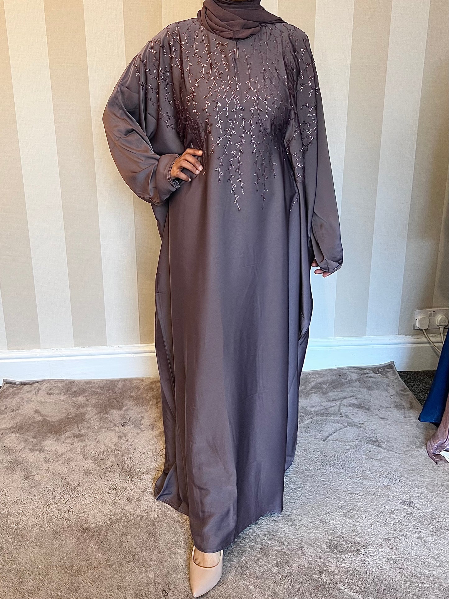 Aliya Inner Tie Belt Abaya with Hijab