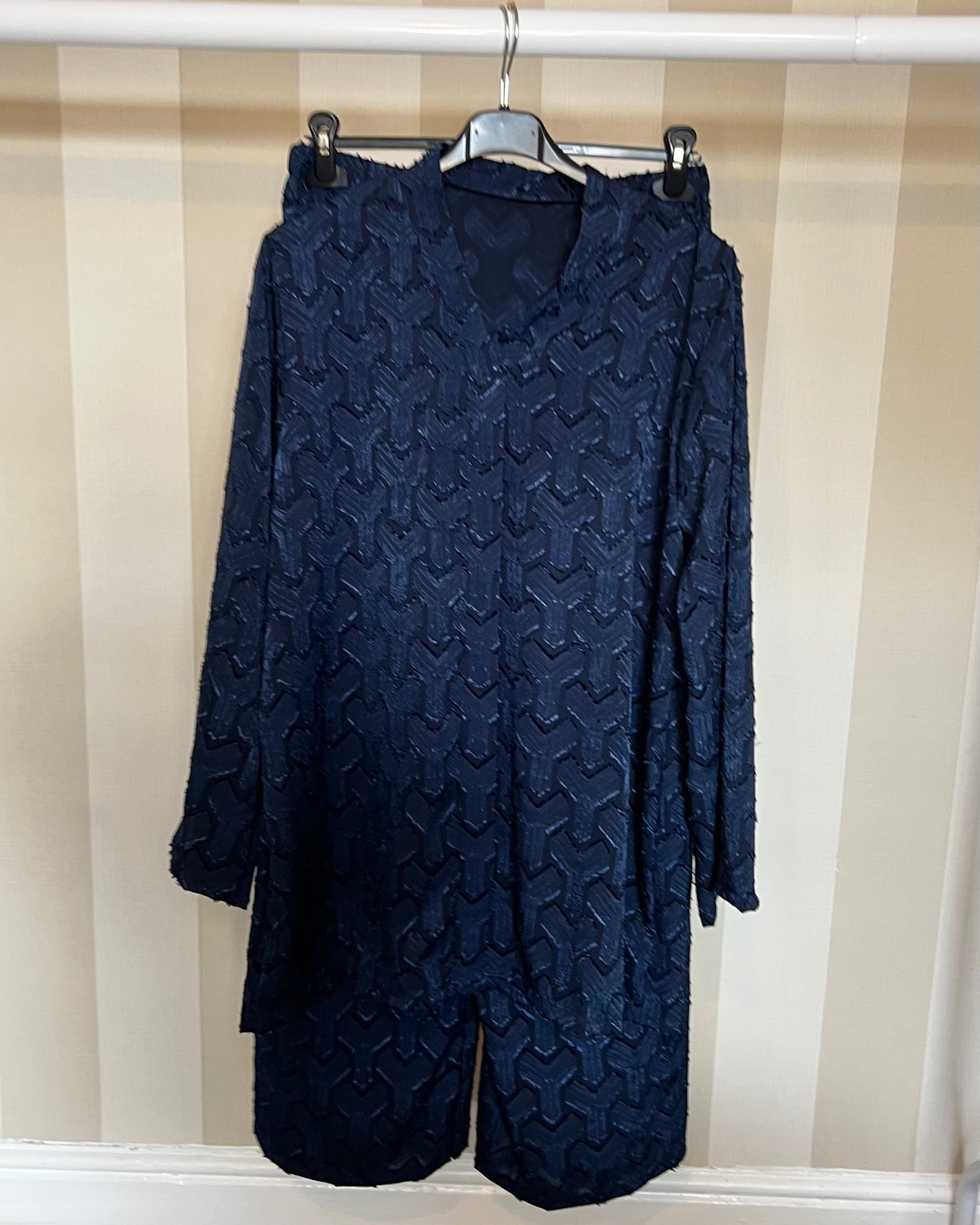 Burnout Textured V Neck Co Ord