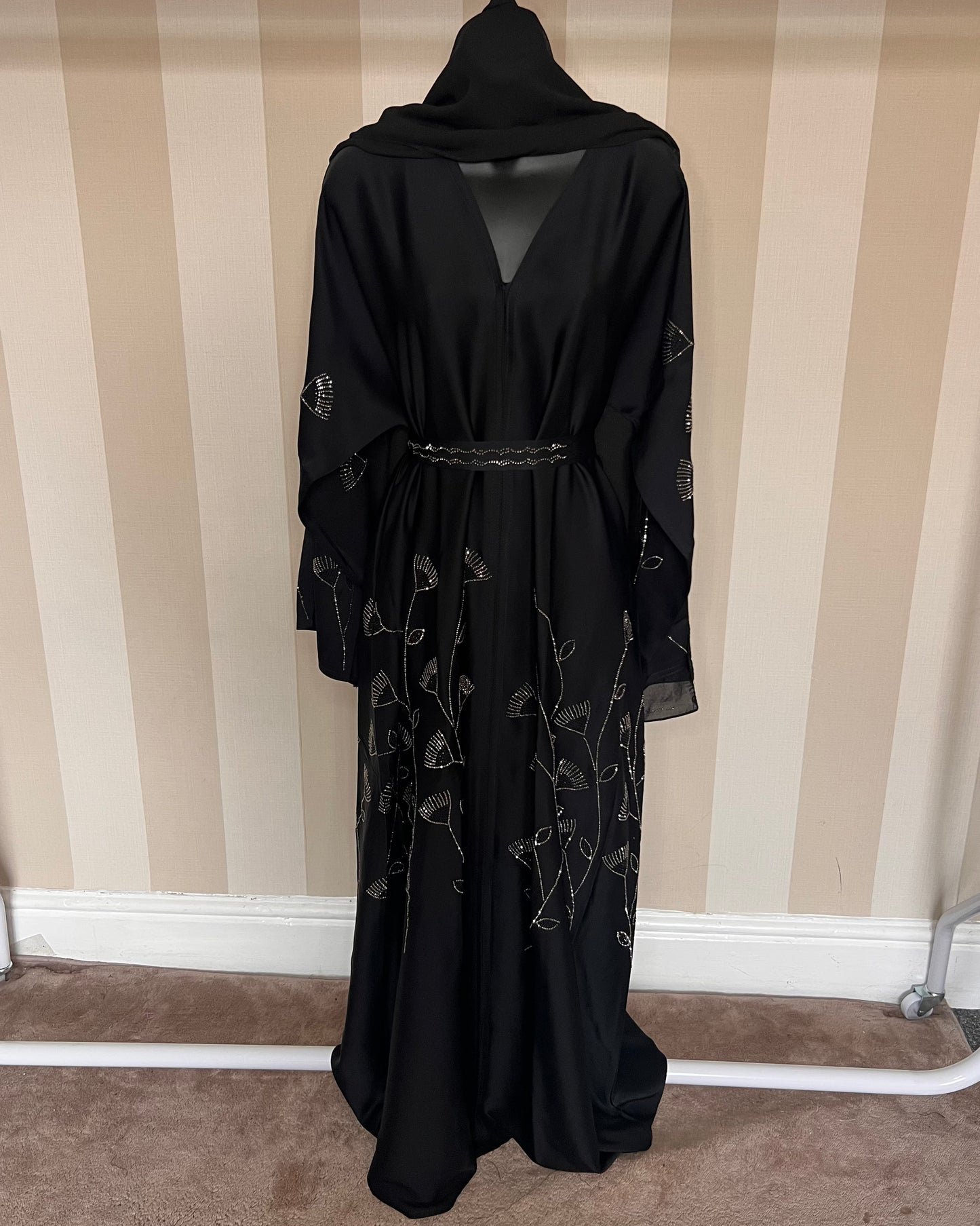 Hajar Floral Leaf Embellishment Abaya Set