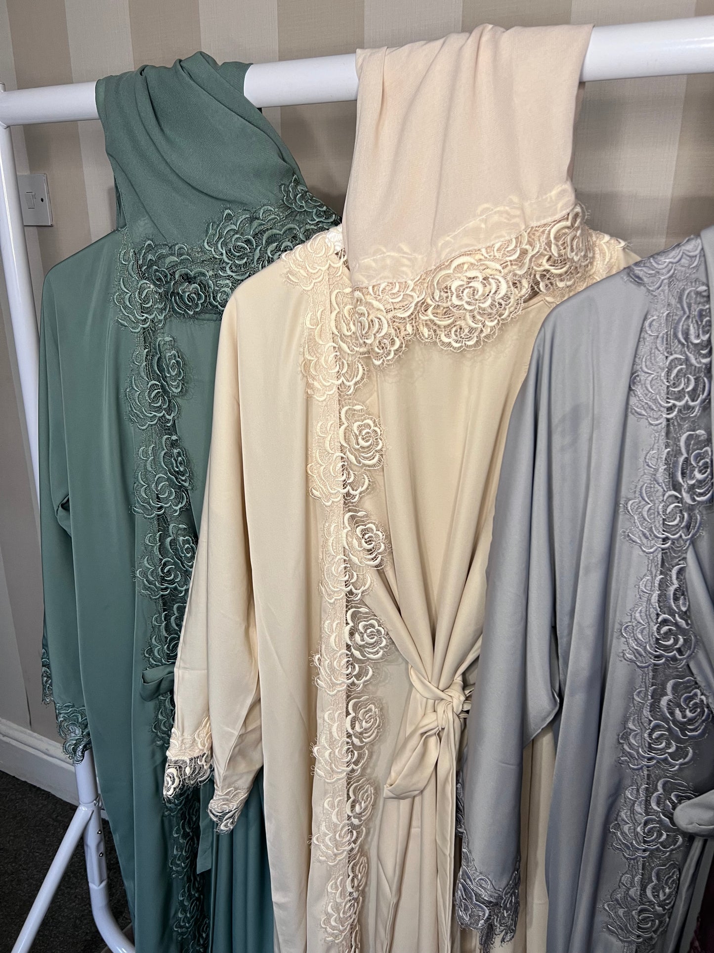 Layla Floral Trim Abaya Set