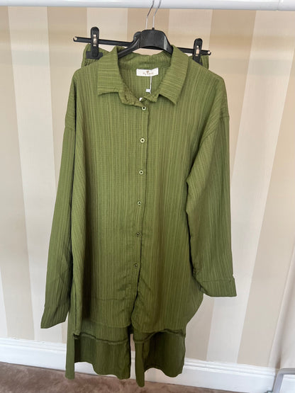 Crinkle Button Coord