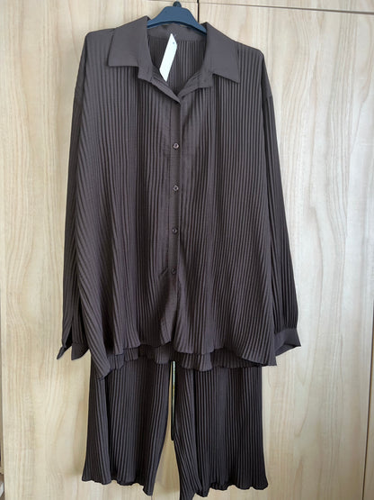 Metro Pleated Co Ord
