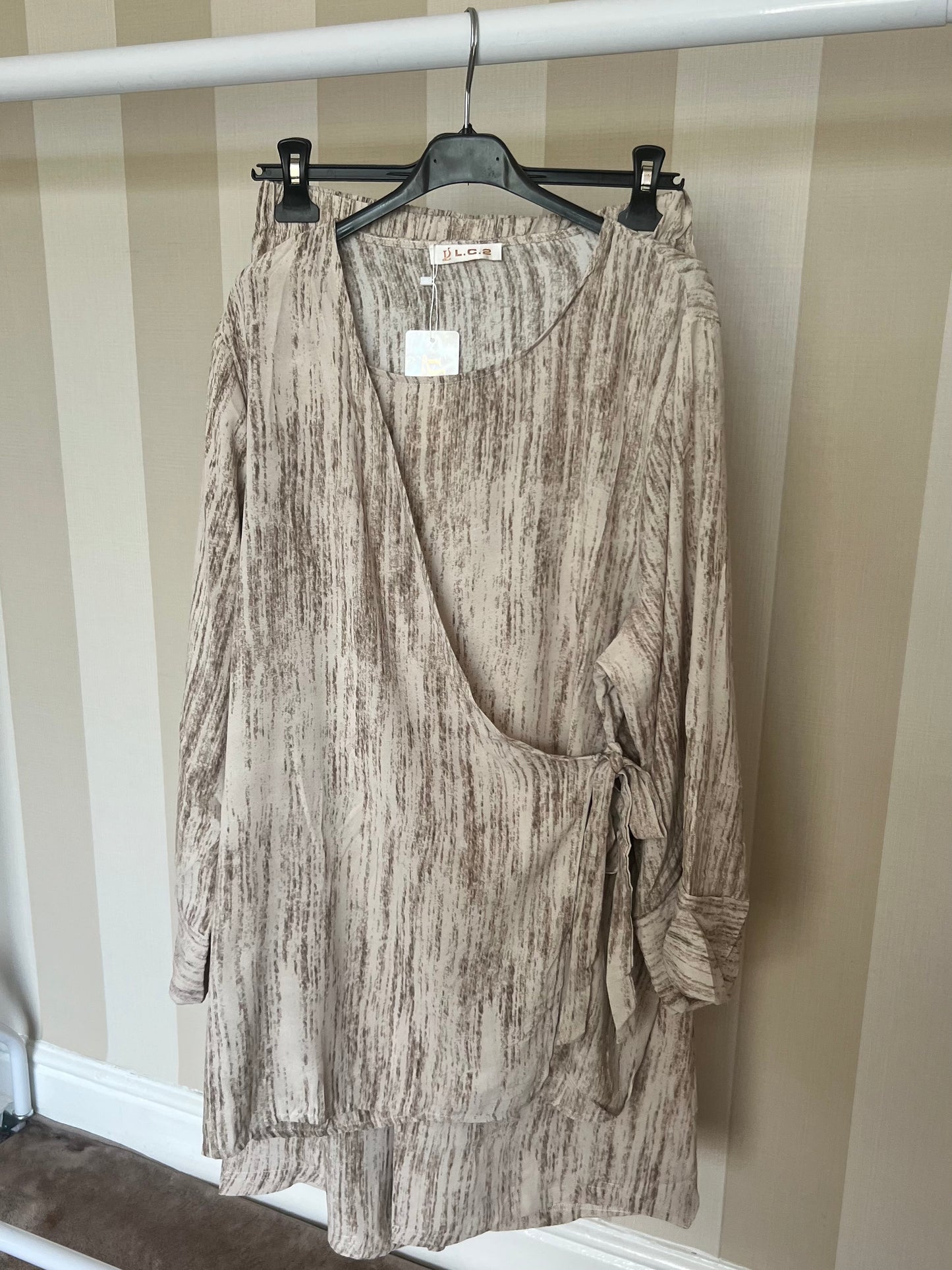 Pebble Wrap Co Ord