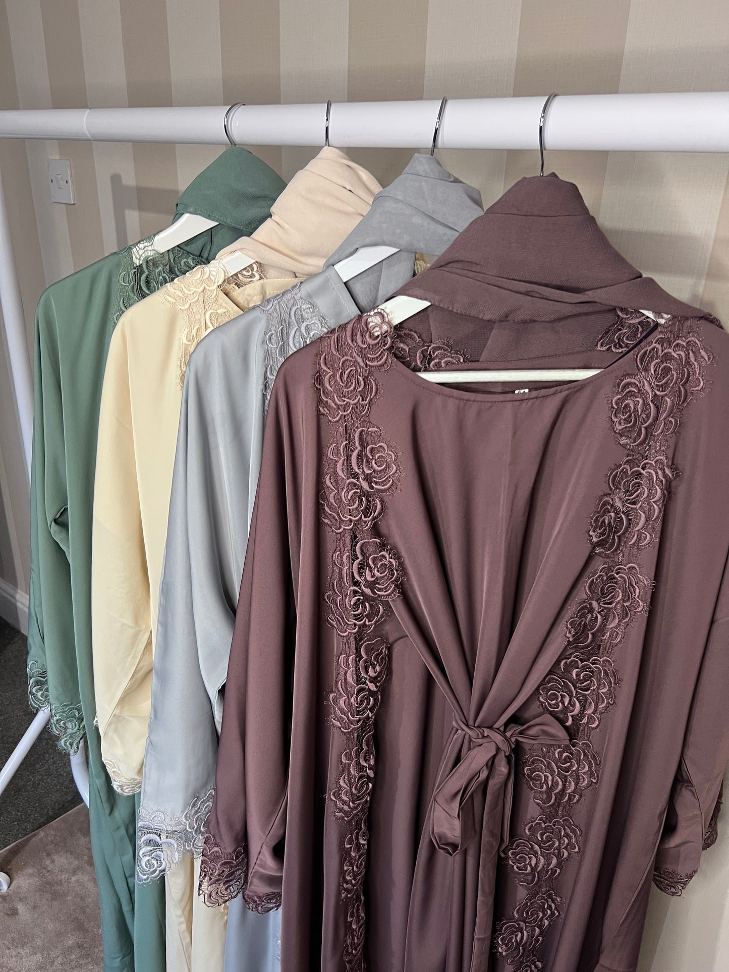 Layla Floral Trim Abaya Set