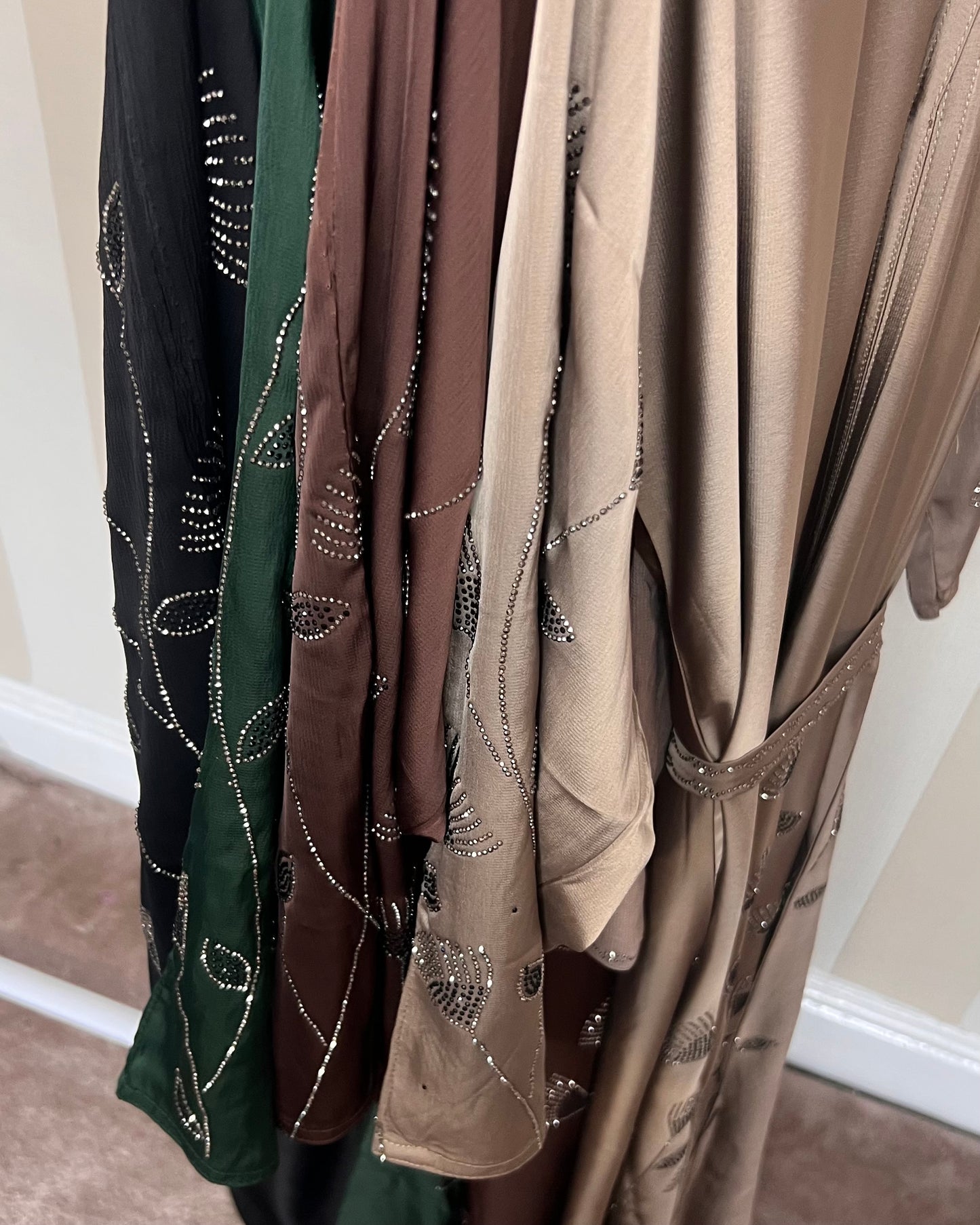 Hajar Floral Leaf Embellishment Abaya Set