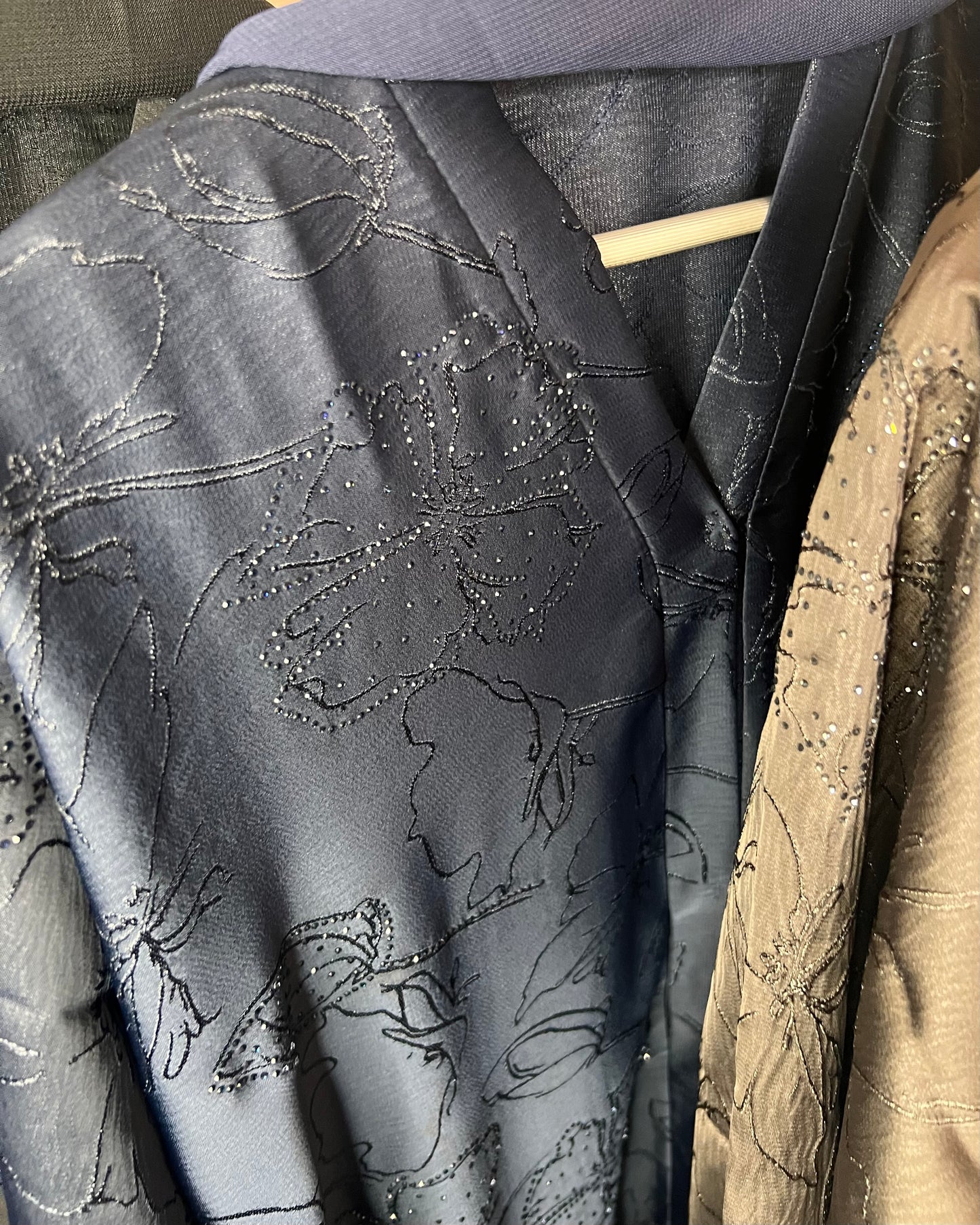 Laylah Embellished Jacquard Print Abaya Set