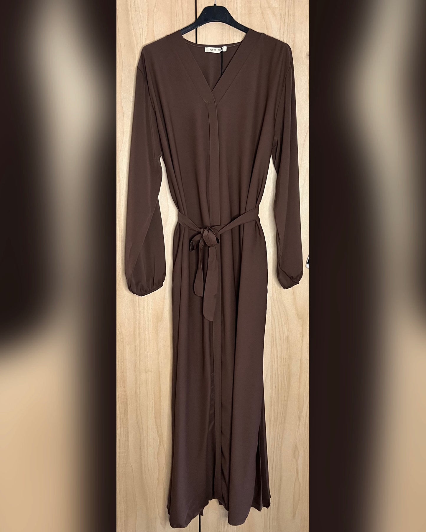 V-Neck Back Pleated Abaya Dress