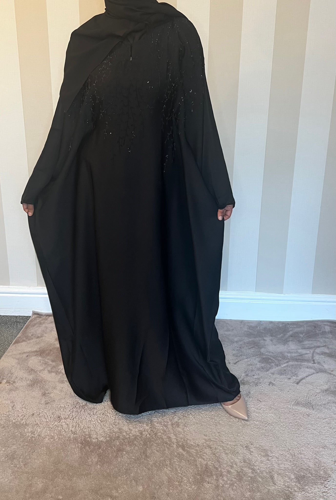 Aliya Inner Tie Belt Abaya with Hijab