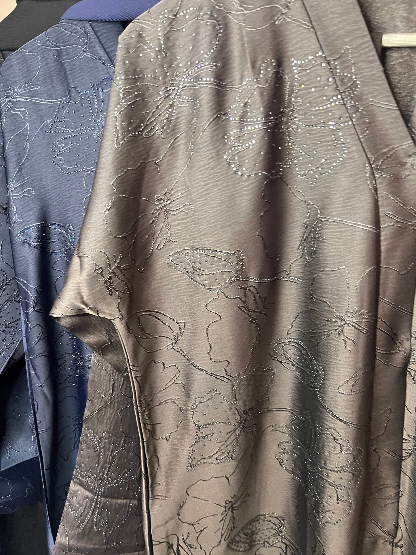 Laylah Embellished Jacquard Print Abaya Set