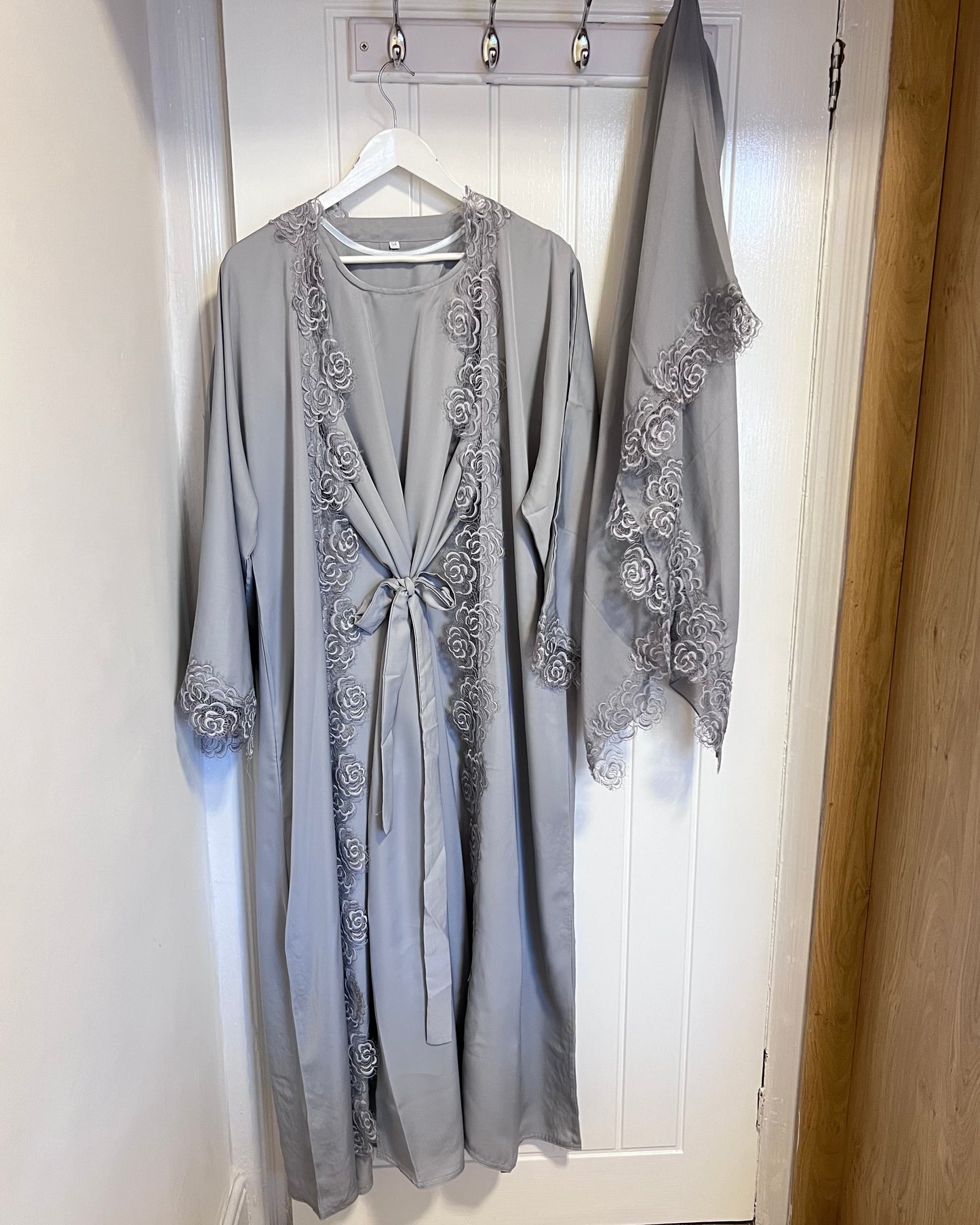 Layla Floral Trim Abaya Set